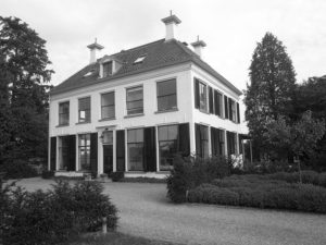 Afb. 2. Huis Overvelde in Diepenveen.